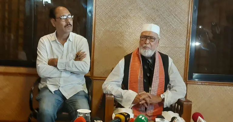 সংবাদ সম্মেলনে কাদের সিদ্দিকী